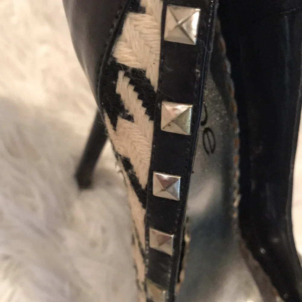 Bebe studded platform houndstooth stilettos